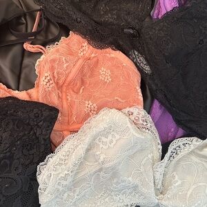“Naughty Nights” Lot: Elegant Lace Intimates 9 Pieces - Blk, Wht, Peach, Ppl